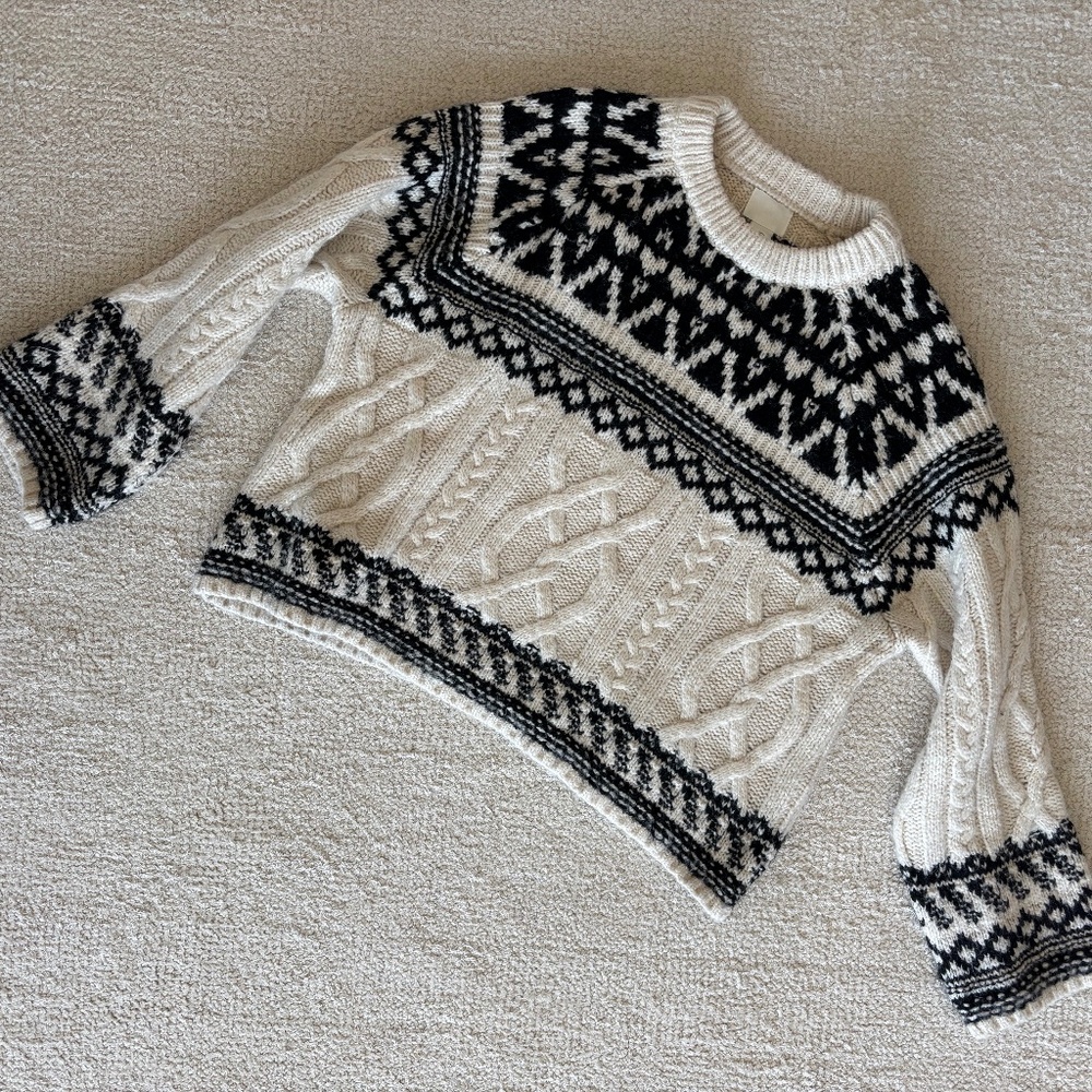 Black and cream fair isle chunky cable knit sweater NWT